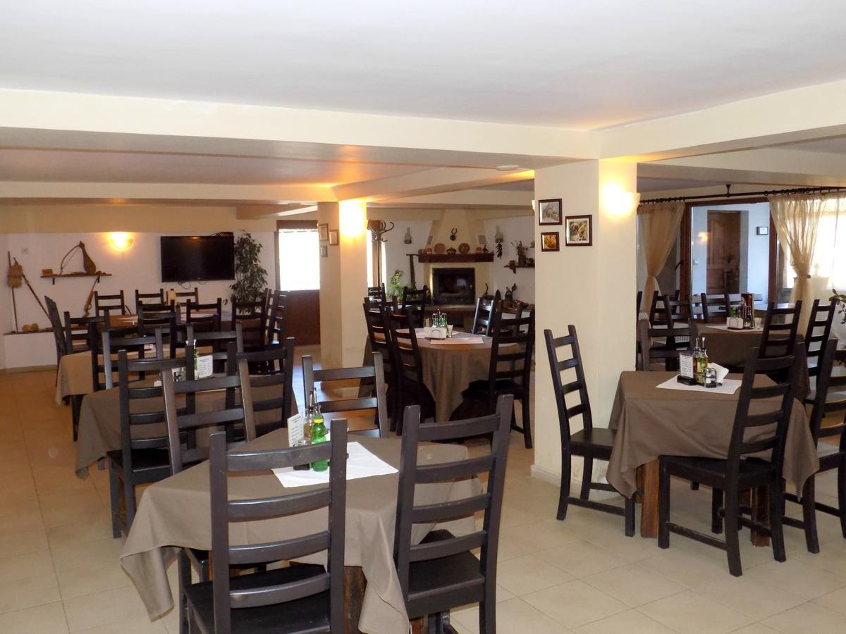 Yakovtsi Inn Экстерьер фото