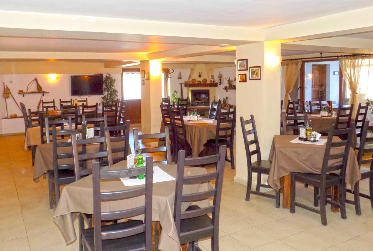 Yakovtsi Inn Экстерьер фото