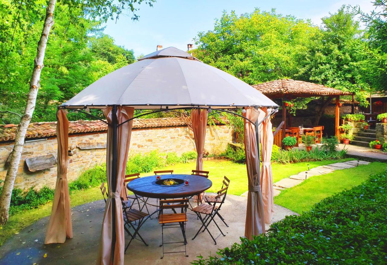 Yakovtsi Inn Экстерьер фото