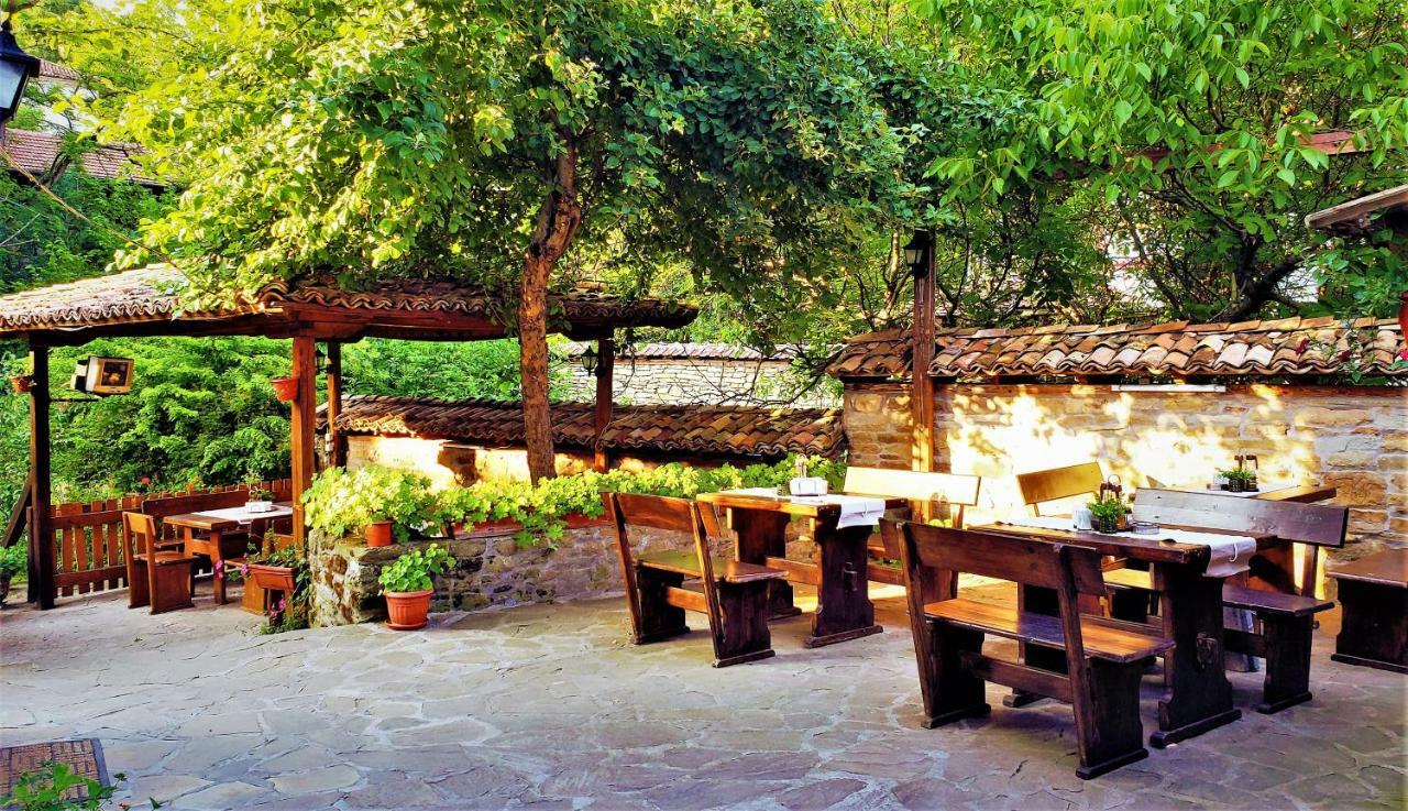 Yakovtsi Inn Экстерьер фото